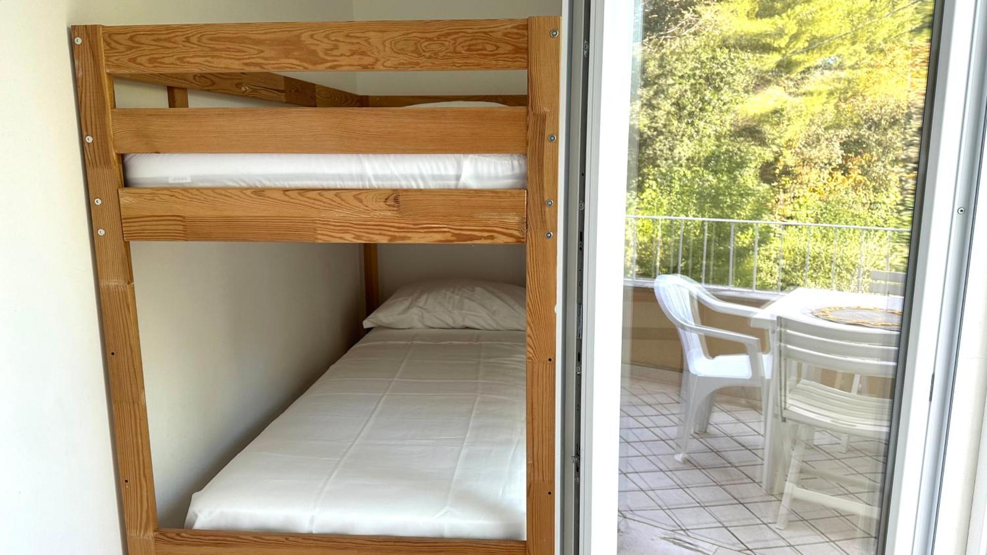 N185 - Numana, Meraviglioso Trilocale Con Terrazzo E Piscina מראה חיצוני תמונה